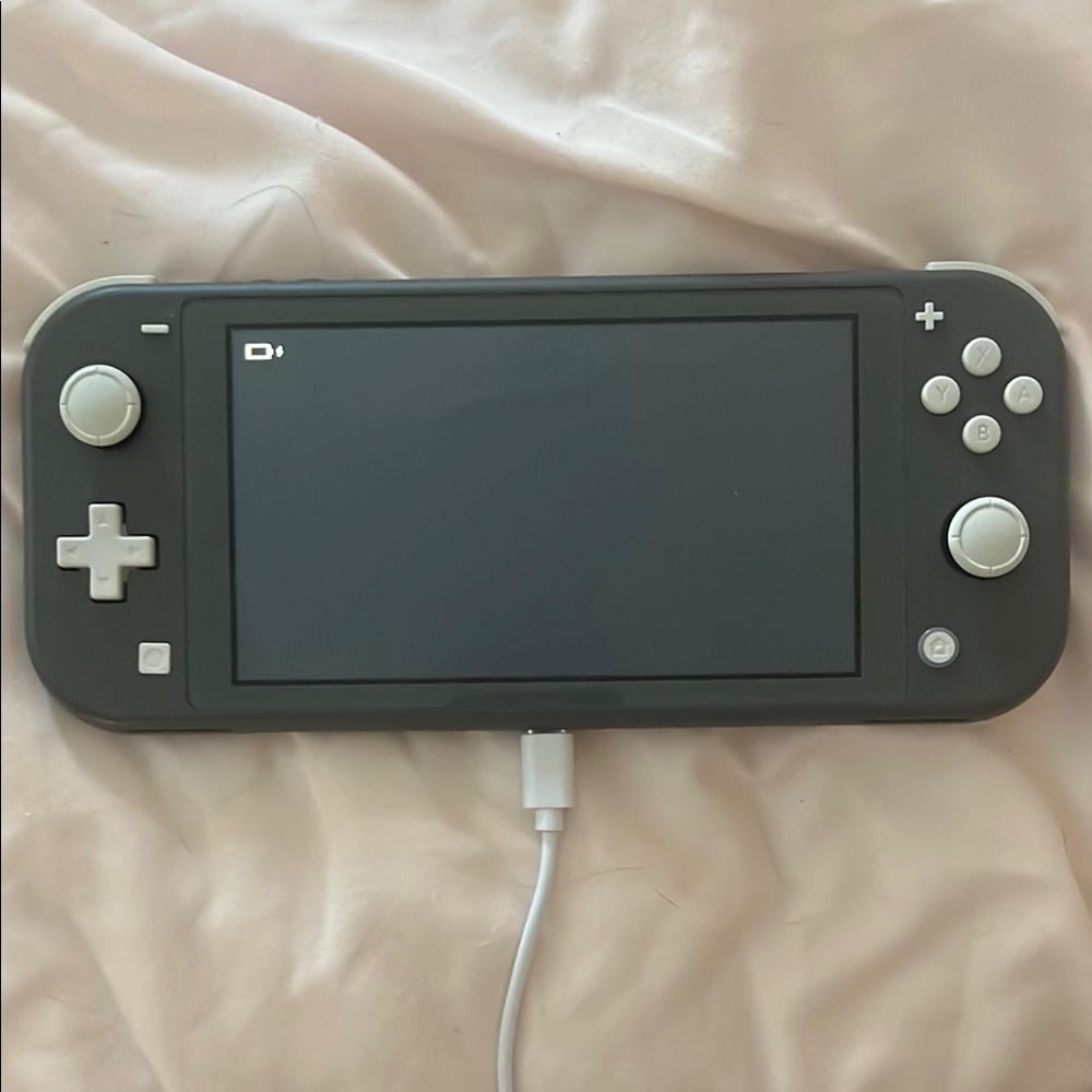 Nintendo Handheld Console - Gray - Picture 3 of 3